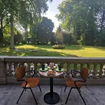 Bed & Breakfast Domaine De Penthievre