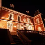 Bed & Breakfast Domaine De Penthievre